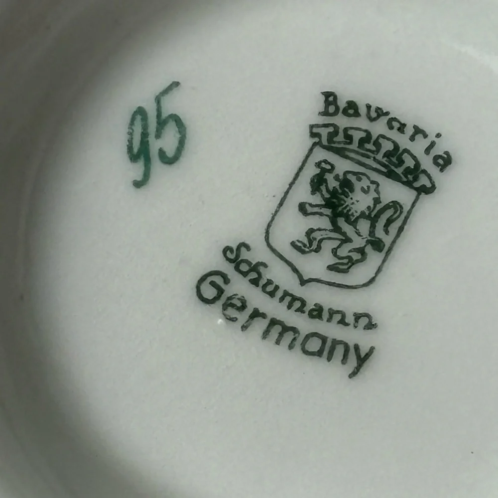 Bavaria Schumann Artzberg Germany Roses and Buds tea cup